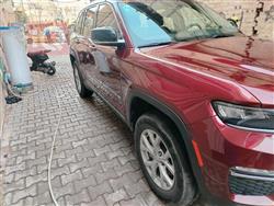 جیپ گراند شیرۆکی